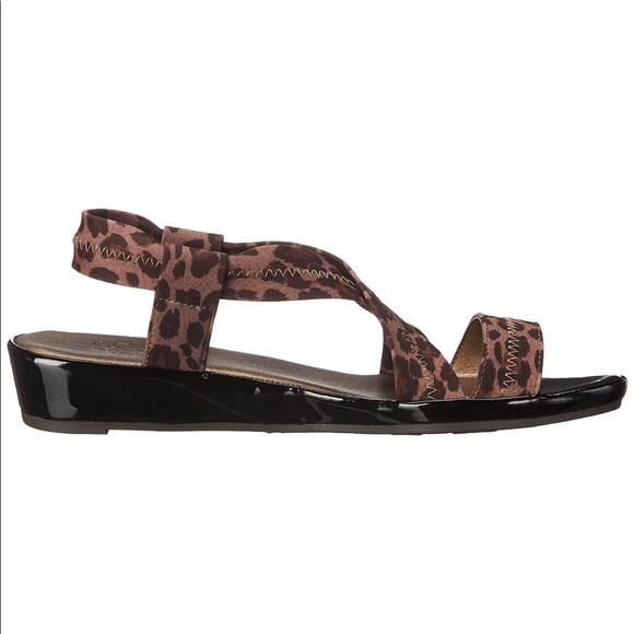 NIB Leopard Kitten Heel Slingback Wedge Sandal - Picture 2 of 5